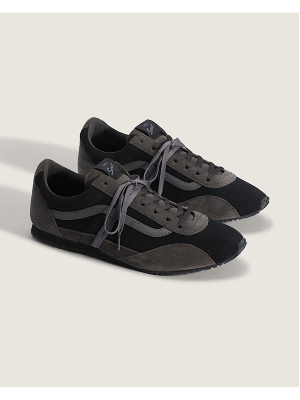 Vans Serio Premium Super Lowpro Trainer Sneakers in Black and Grey Suede 7.5M/9W